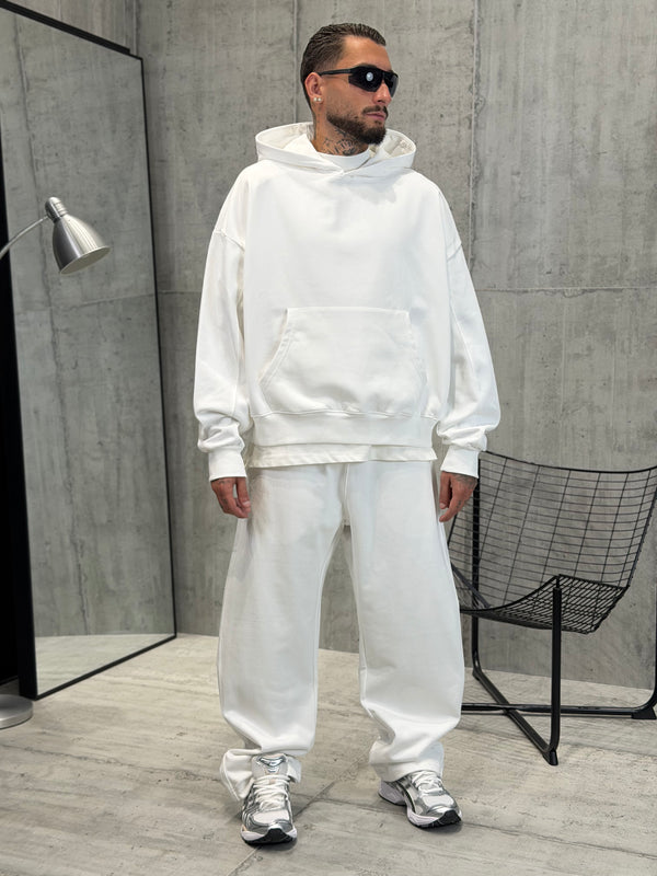 TRACKSUIT COMFY