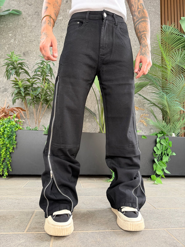FLARE ZIP BLACK
