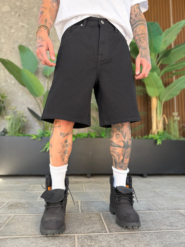 SHORT BLACK