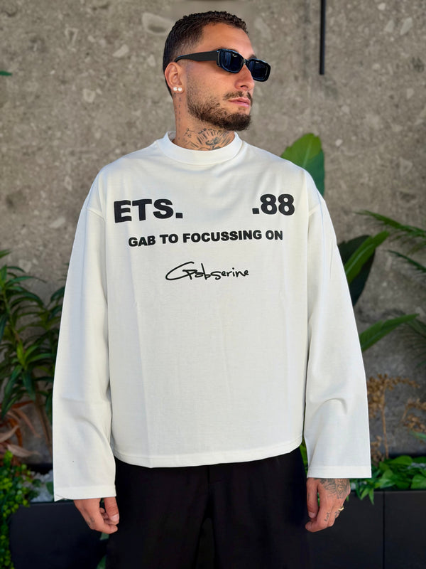 LONGSLEEVE AW. SCRIPT