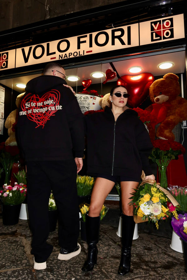 HOODIE VALENTINE’S EDITION + BOX IN OMAGGIO